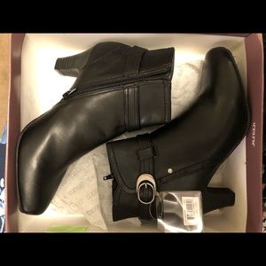 Laura Scott Women’s Shoes Ankle Boots Size 9 Black High Block Heel